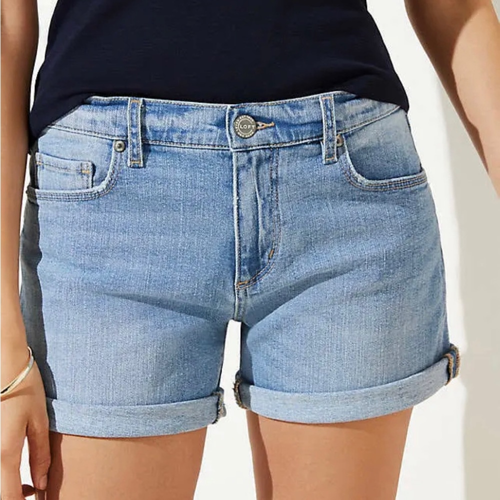 NWT Loft The Roll Mid Rise Regular Fit Denim Shorts